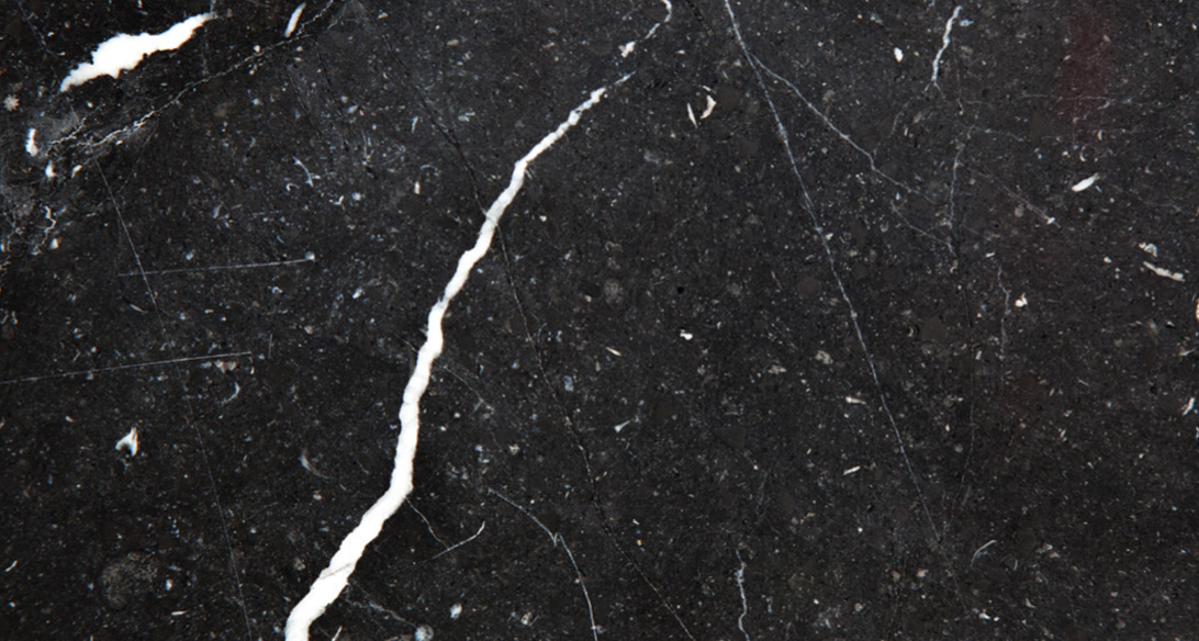 Weinregal-Krah-Natursteine-nero-marquina